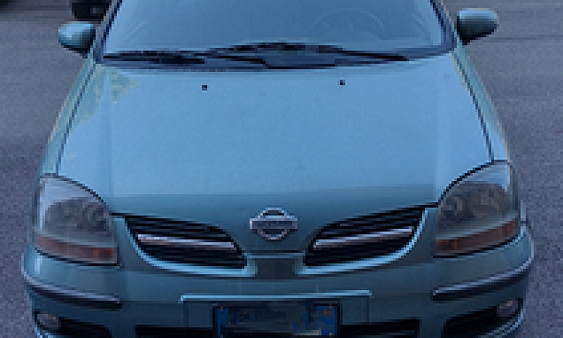 Nissan Almera Tino...