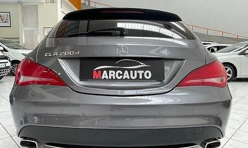 Mercedes-Benz Cla 20...