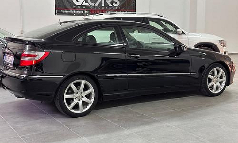 Mercedes-Benz C 220 ...