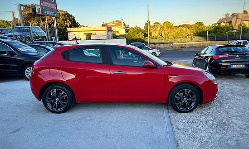 Alfa Romeo Giulietta...