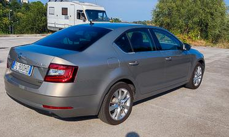 Skoda Octavia 3ª Ser...
