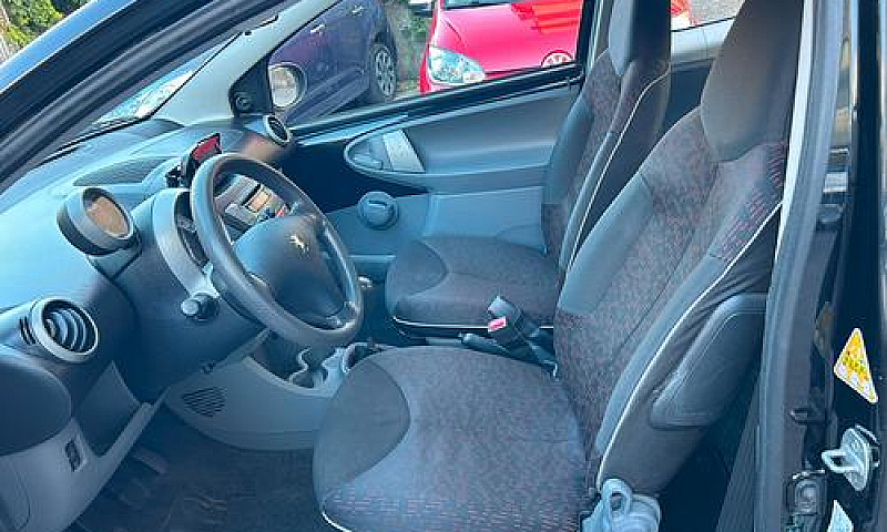 Peugeot 107 1.0 68Cv...