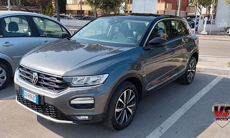 Volkswagen T-Roc 1.0...