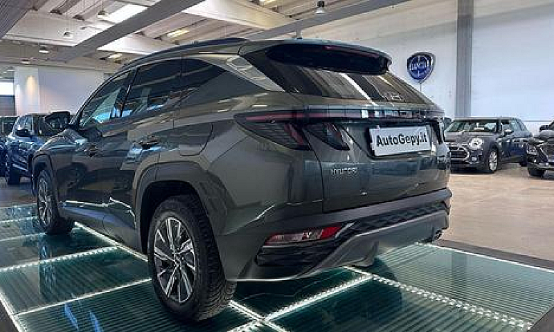 Hyundai Tucson 1.6 H...
