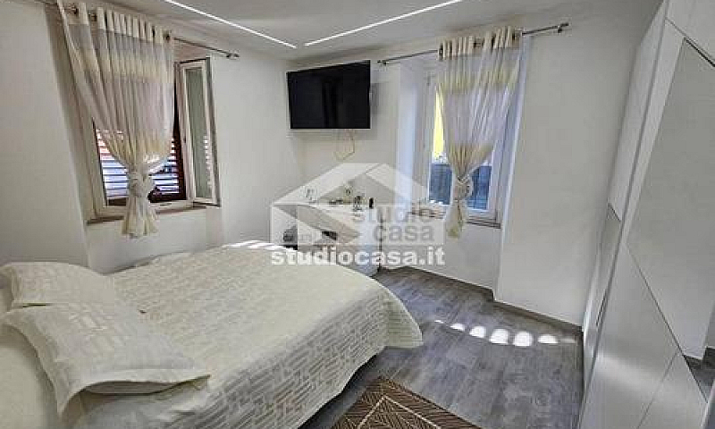 3 Camere Rifatto A N...