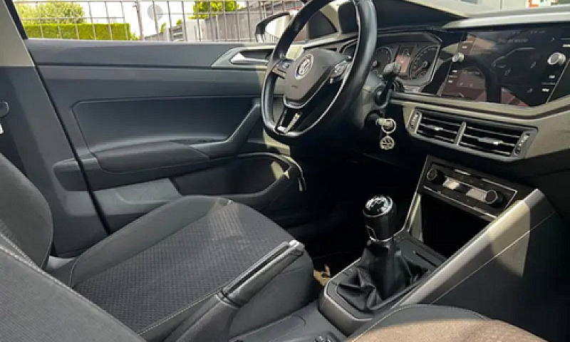 Volkswagen Polo Conf...