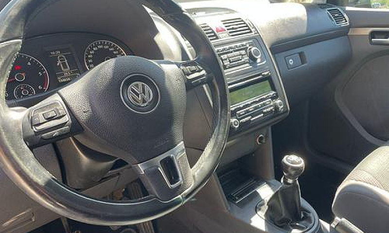 Volkswagen Touran 1....