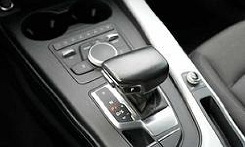 Audi A4 Avant 2.0 Td...