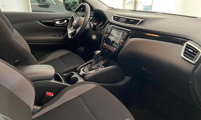 Nissan Qashqai 1.5 D...