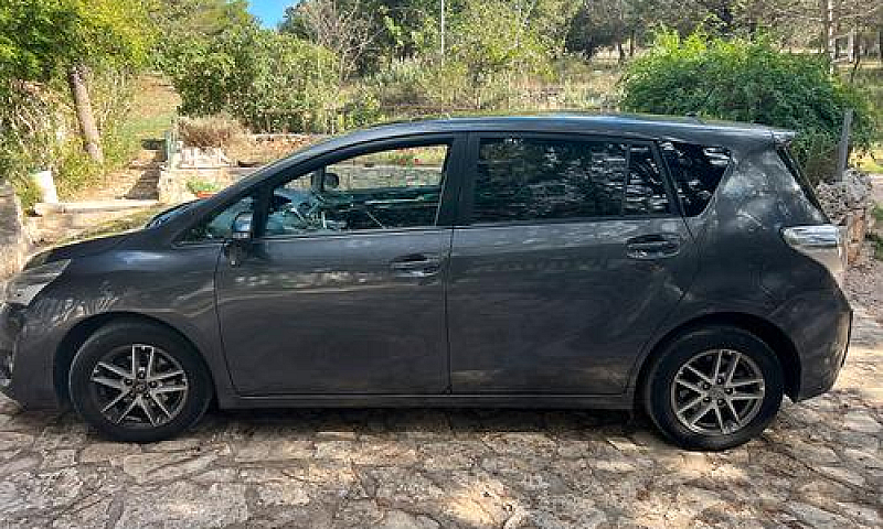 Toyota Verso 1.6 D-4...