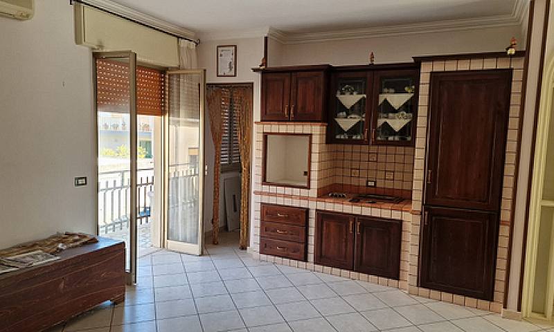 Appartamento A Modic...