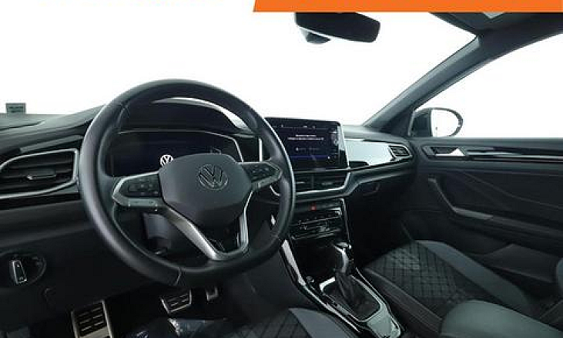 Volkswagen T-Roc 1.5...