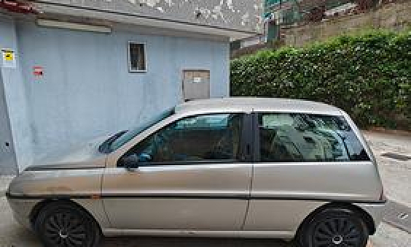 Lancia Y...