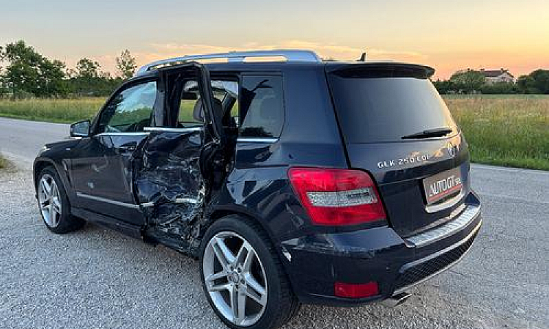 Mercedes-Benz Glk 25...