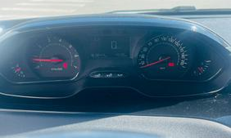 Peugeot 208...