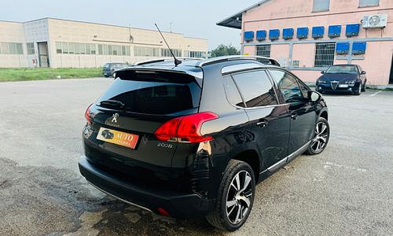 Peugeot 2008 Bluehdi...