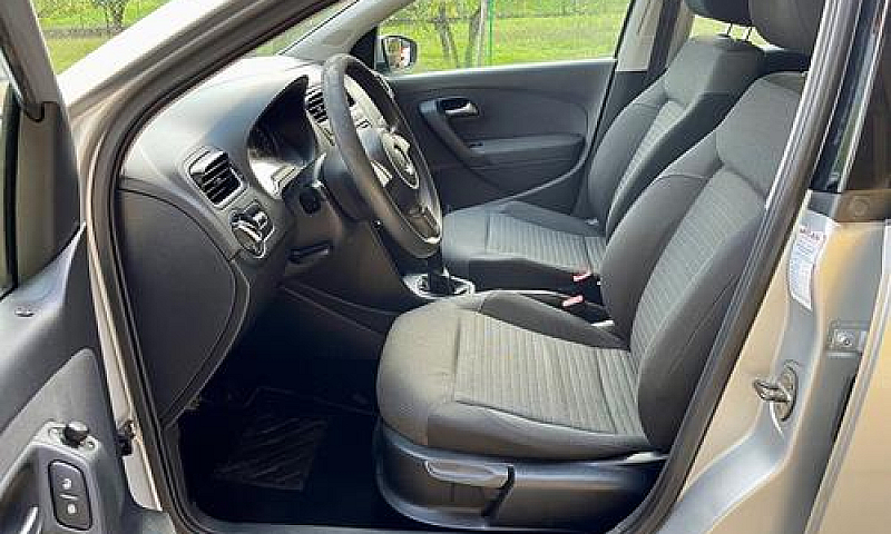 Volkswagen Polo 1.6 ...