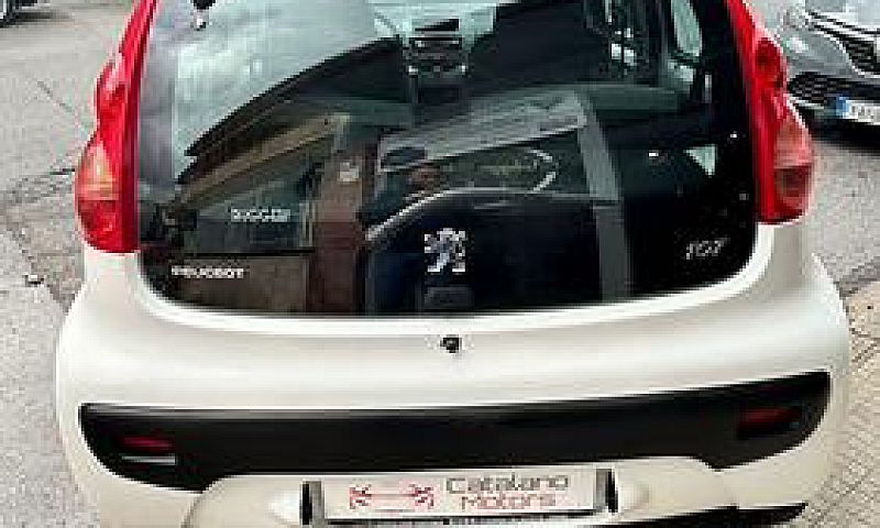 Peugeot 107 1.0 68Cv...