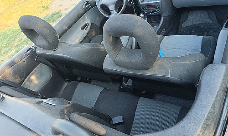 Peugeot 206 Cabrio...
