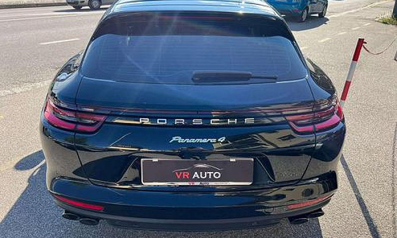 Porsche Panamera 4 S...