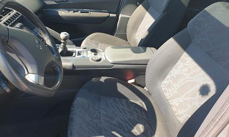 Peugeot 3008 2.0 Hdi...