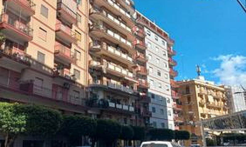 Via Liguria Ampio 3 ...