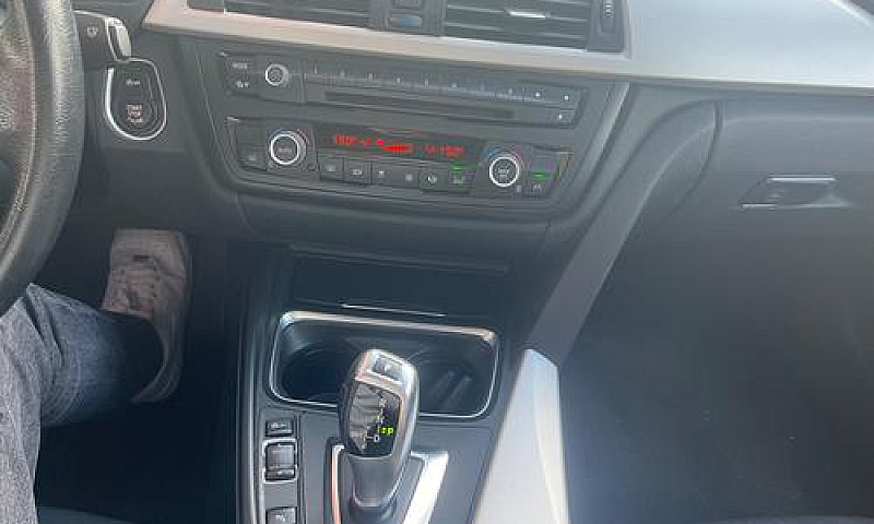 Bmw 320D Touring Bus...