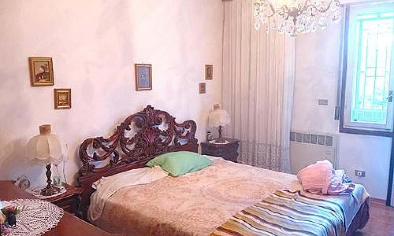 Ampio Appartamento C...
