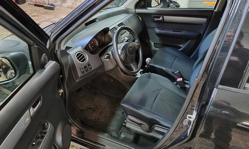 Suzuki Swift 1.3 5P....