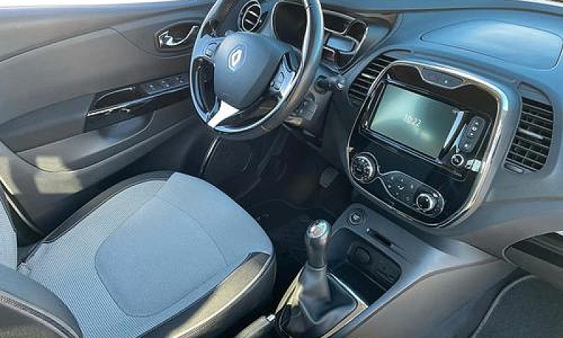 Renault Captur 1.0 T...
