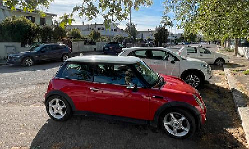 Mini Cooper...