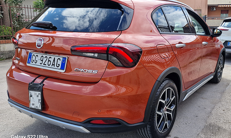 Fiat Tipo Cross...