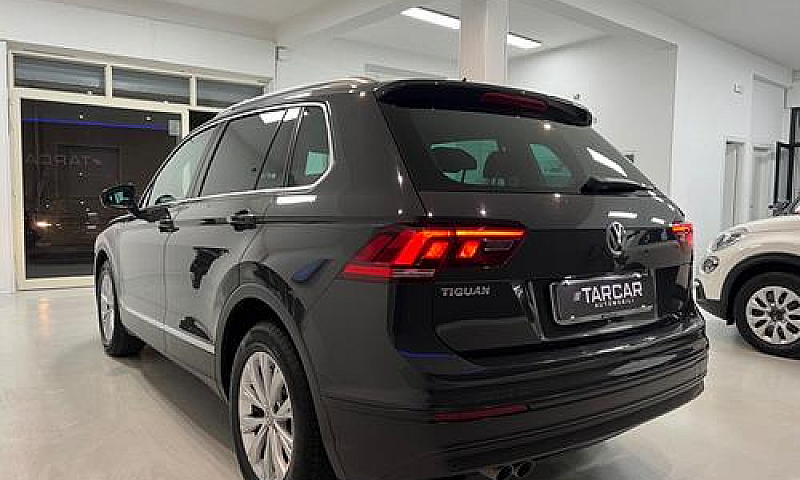 Volkswagen Tiguan 1....