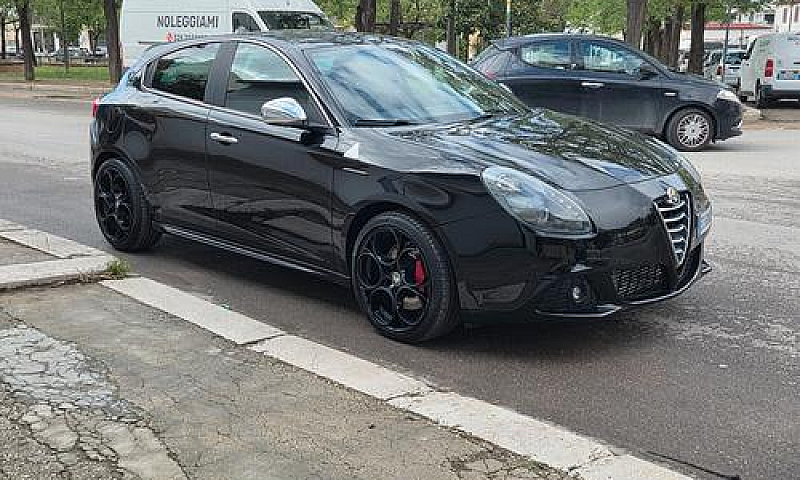Alfa Romeo Giulietta...