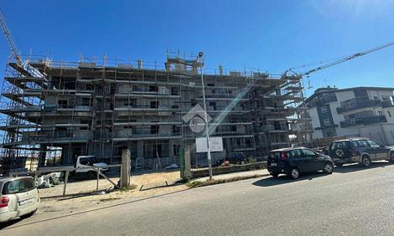 4 Locali A Coriglian...