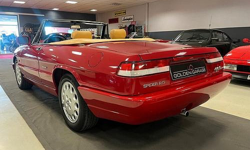 Alfa Romeo Spider Du...