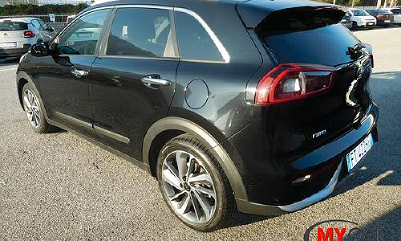 Kia Niro 1.6 Gdi Dct...