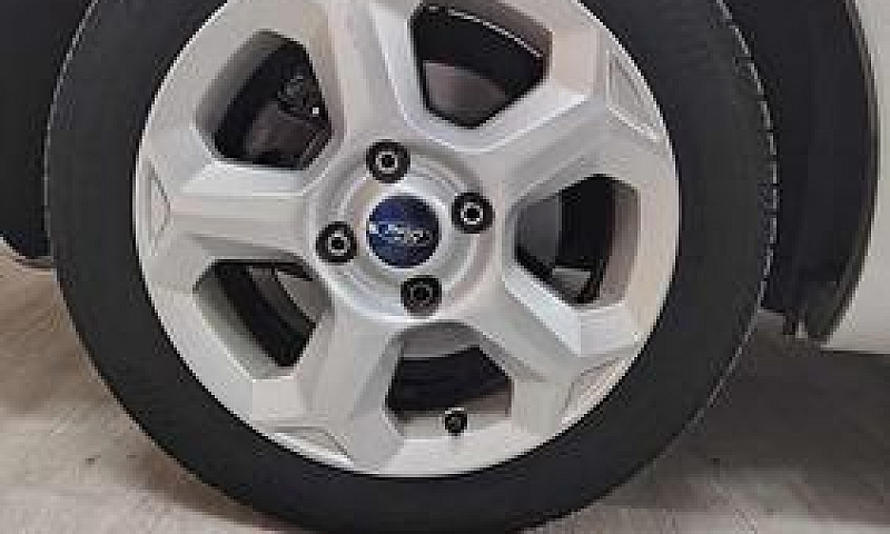 Ford Fiesta 1.2 82 C...