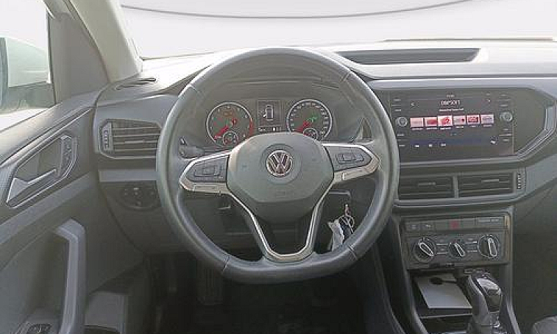 Volkswagen T-Cross 1...
