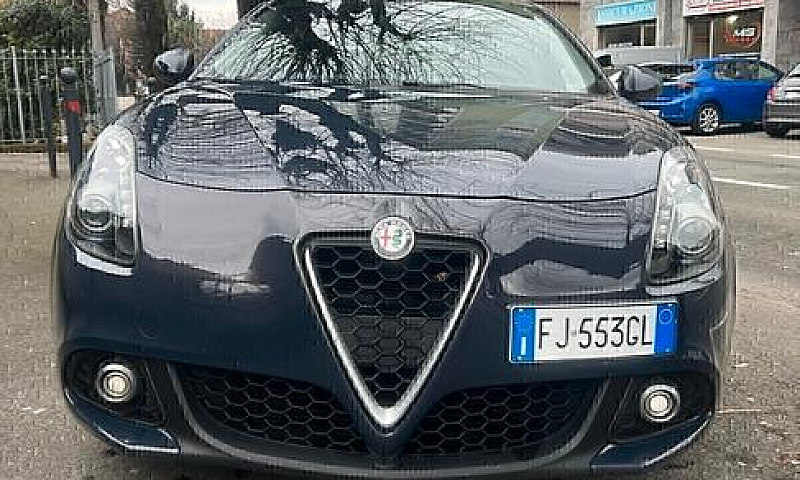 Alfa Romeo Giulietta...