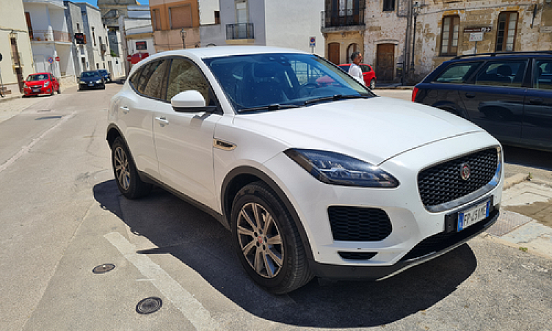 Jaguar E-Pace 2018...