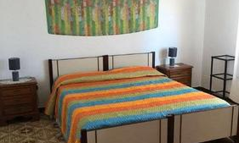 Palmi, Casa Indipend...