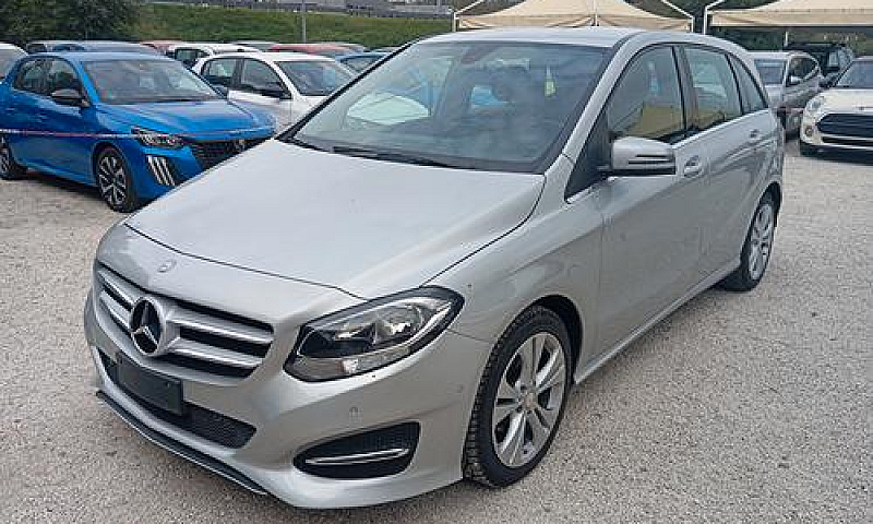 Mercedes-Benz B 180 ...