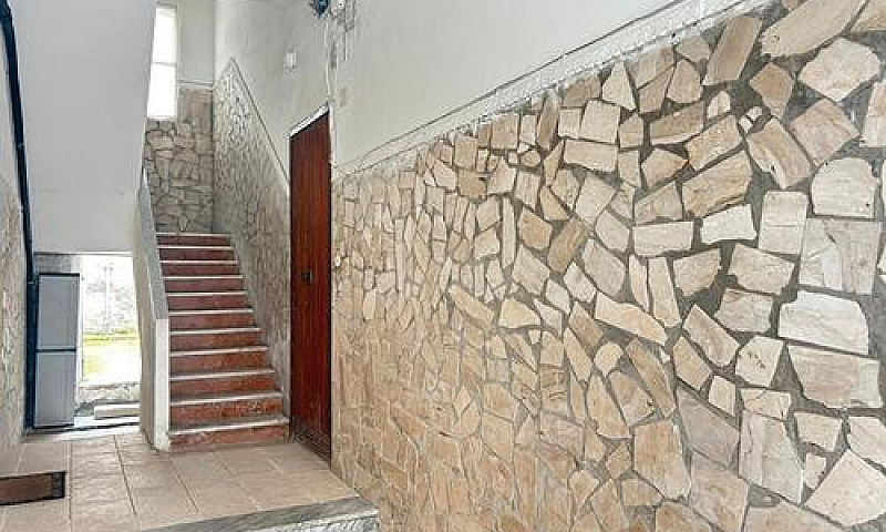 Cagliari, Via Cornal...