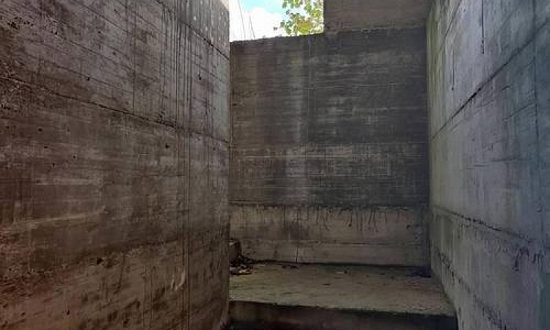Edificio In Costruzi...