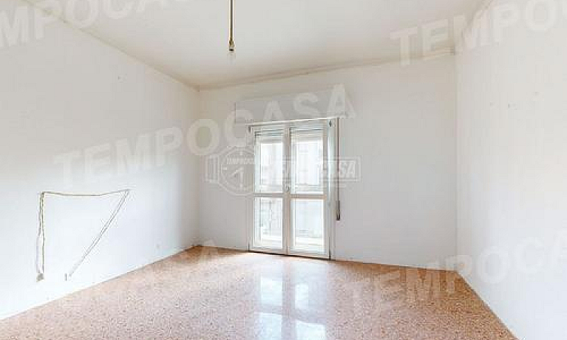 Casa Indipendente Di...