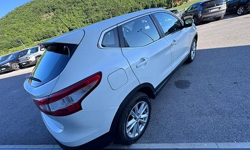 Nissan Qashqai 1.5 D...
