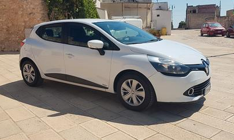 Renault Clio 1.5 Dci...