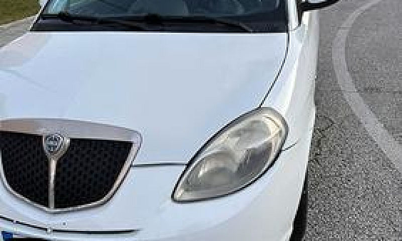 Lancia Ypsilon - 200...