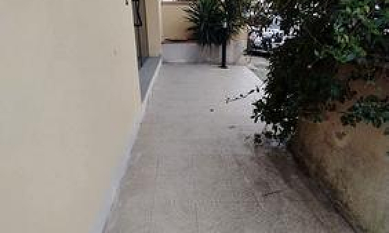 Appartamento Agliana...